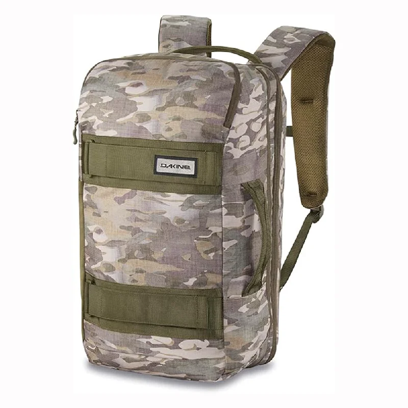 Camping hiking trail fog-Dakine Unisex Vintage Camo 32L One Size Mission Street Pack Dlx Backpack - 10003999-VINTAGECAMO