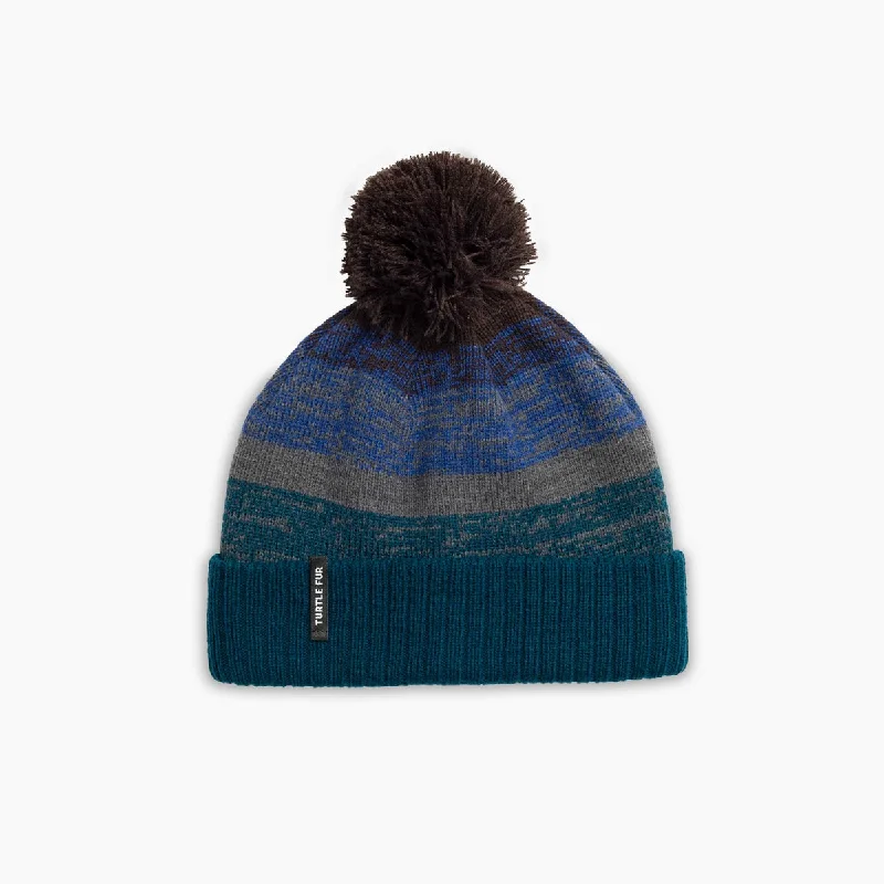 Camping hiking trail visions-Fade Pom Beanie - Dark Teal