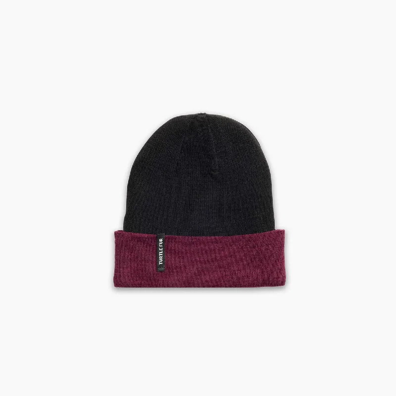 Camping hiking trail sagas-Polylana Danimal Beanie - Wine